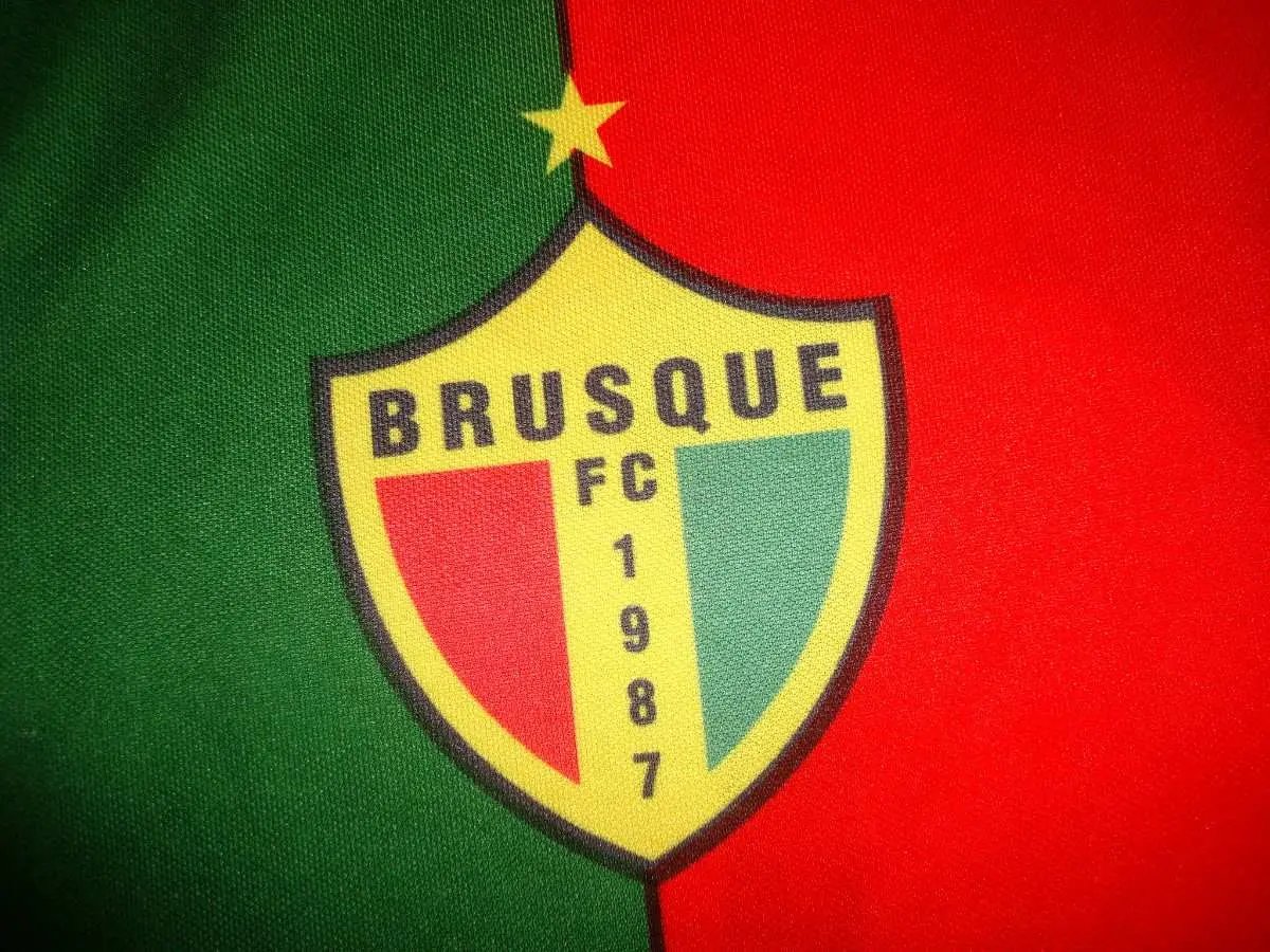 Brusque altera data de apresentações