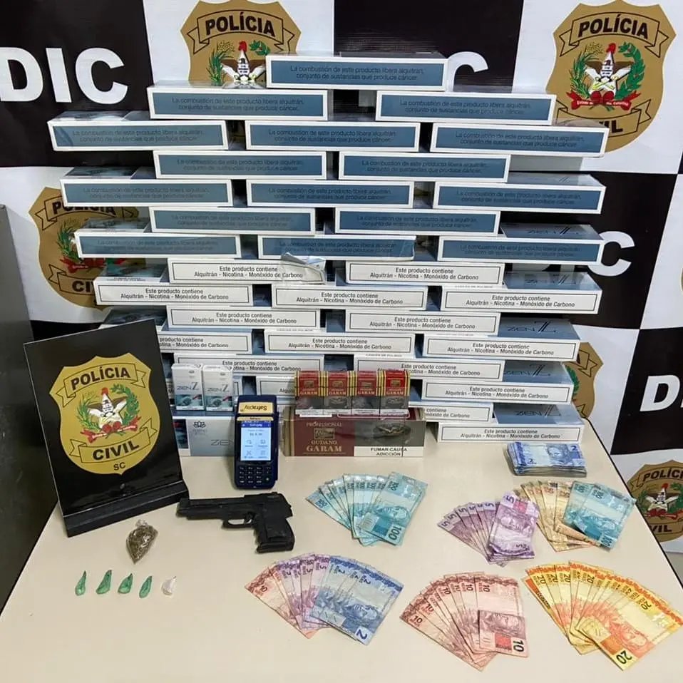 Pol&iacute;cia Civil de Brusque realiza pris&otilde;es e cumpre buscas na "Opera&ccedil;&atilde;o 6&ordm; Mandamento"