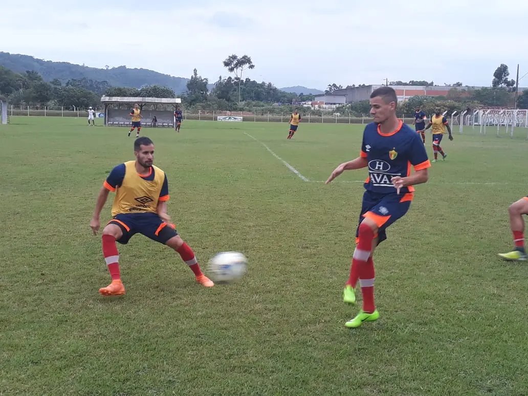 Brusque enfrenta o Foz pela S&eacute;rie D de olho na lideran&ccedil;a