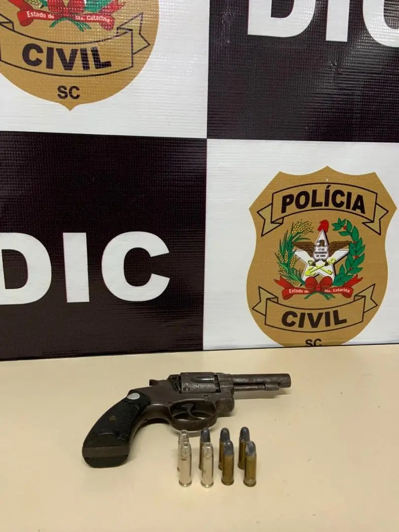 Homem &eacute; preso em flagrante, no Bateas