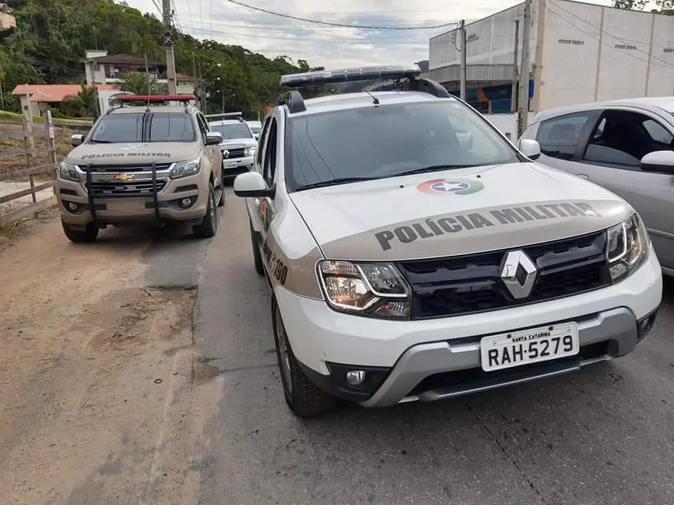 PM de Brusque prende envolvido em assassinato de ex-prefeito em cidade baiana