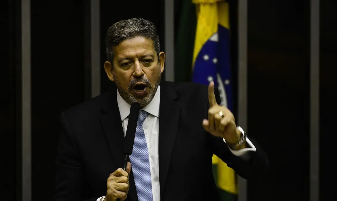Arthur Lira &eacute; eleito presidente da C&acirc;mara federal