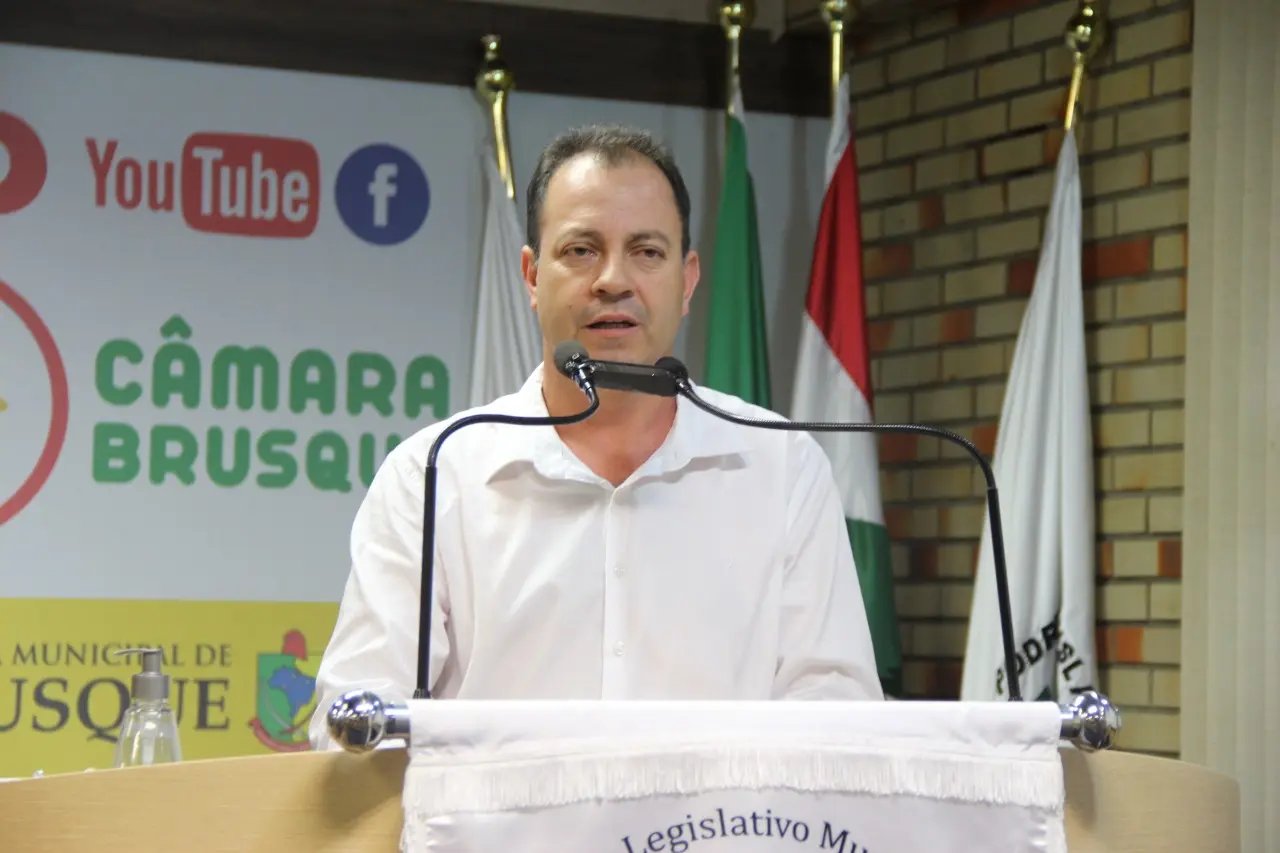 Vereador acusa secret&aacute;rio de 'segurar' agenda
