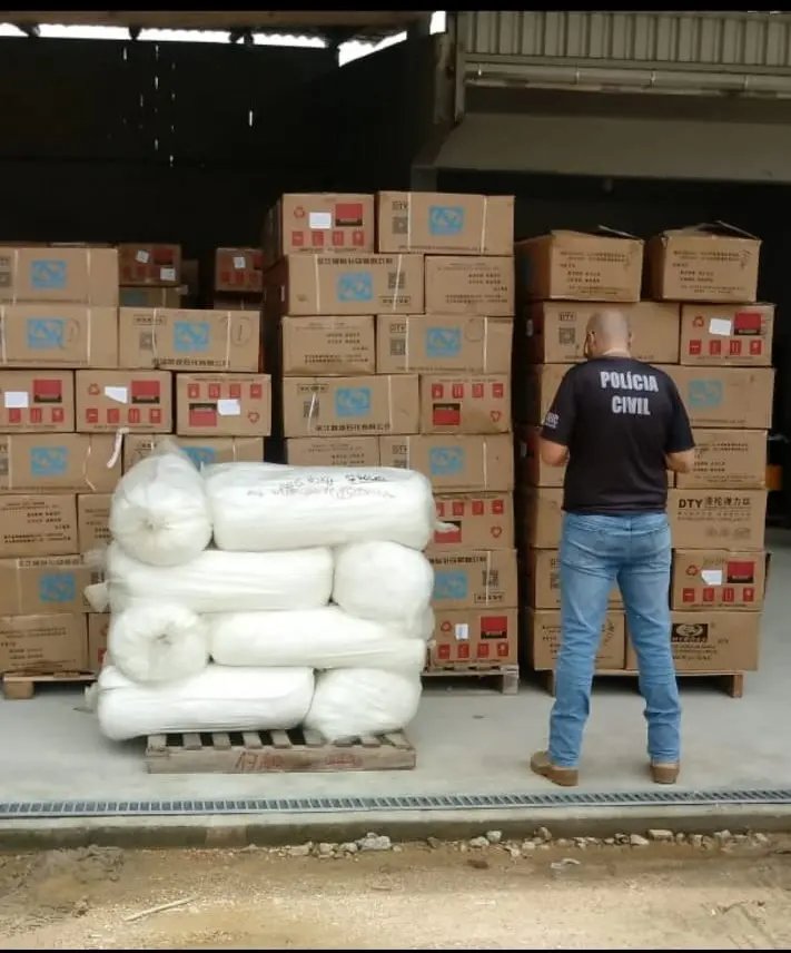 Opera&ccedil;&atilde;o contra roubo de cargas em SC tem alvo em Guabiruba