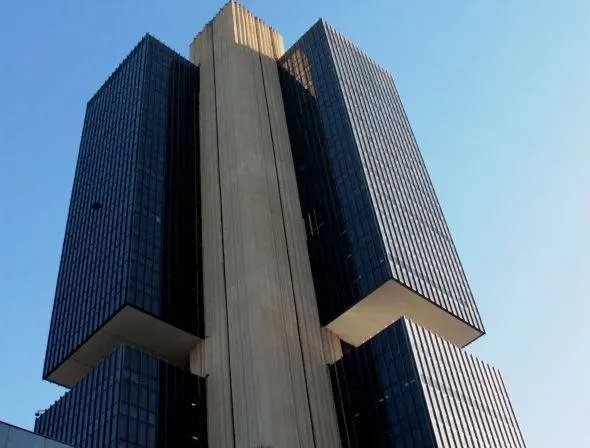 Copom eleva juros básicos da economia