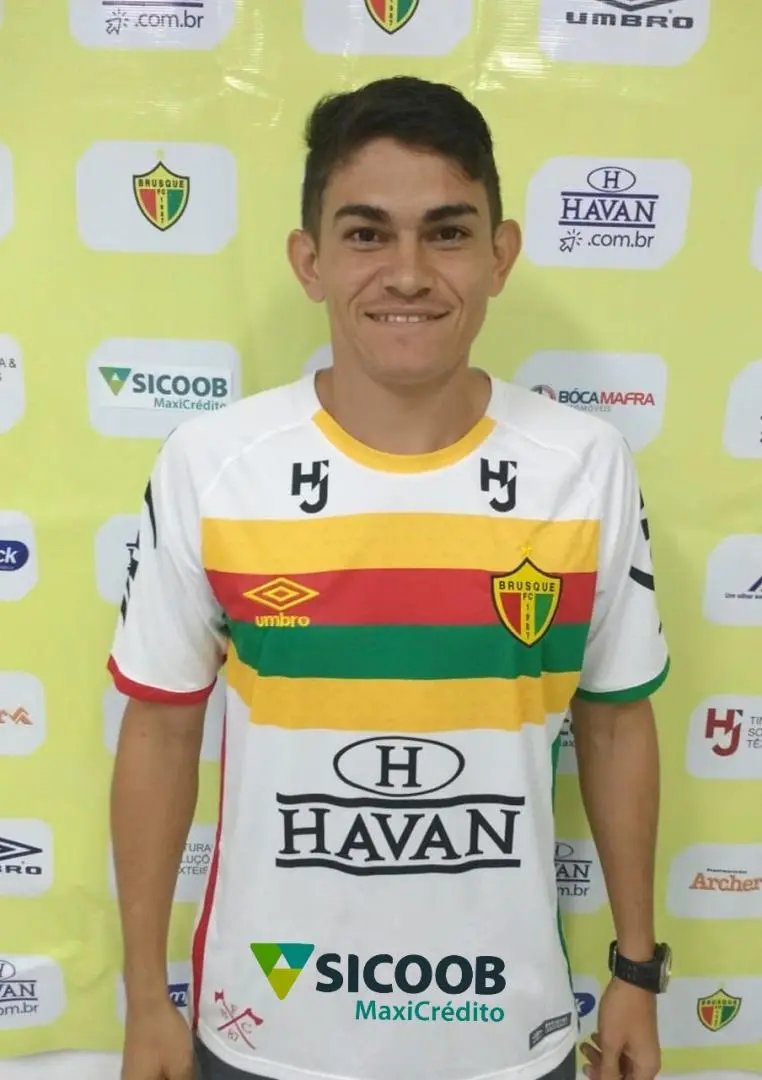 Brusque contrata Junior Pirambu, um dos artilheiros do Catarinense 2019
