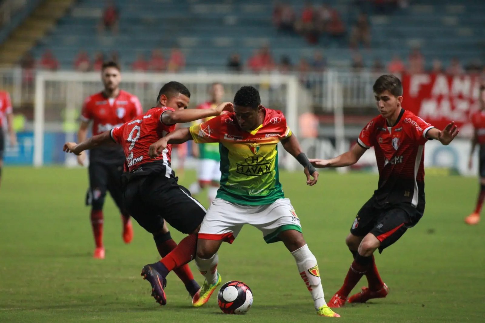 Brusque vence o Joinville, mas fica fora da Copa do Brasil