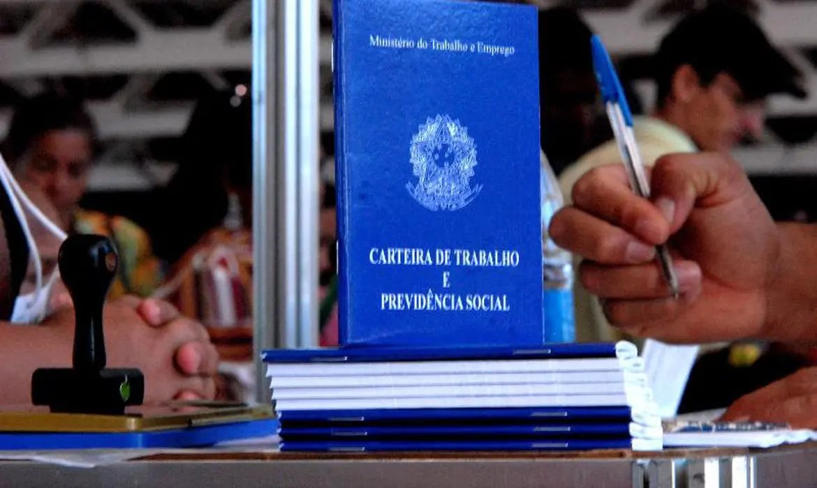 Sine tem mais de 6,8 mil vagas de emprego em Santa Catarina