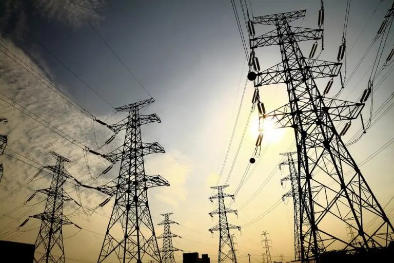 Maio ter&aacute; bandeira amarela na tarifa de energia el&eacute;trica