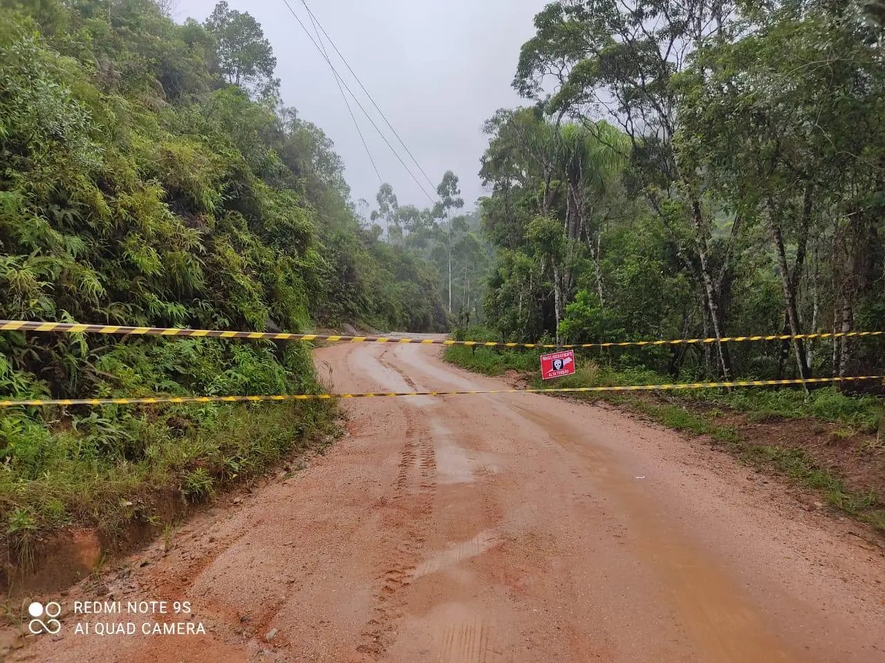 Estrada da Vargem Pequena est&aacute; interditada 