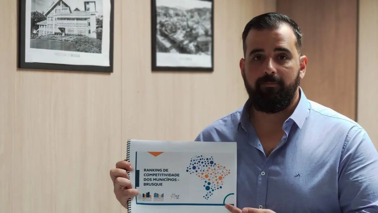 Prefeitura de Brusque participa de encontro com o objetivo de viabilizar um planejamento estrat&eacute;gico baseado em evid&ecirc;ncias