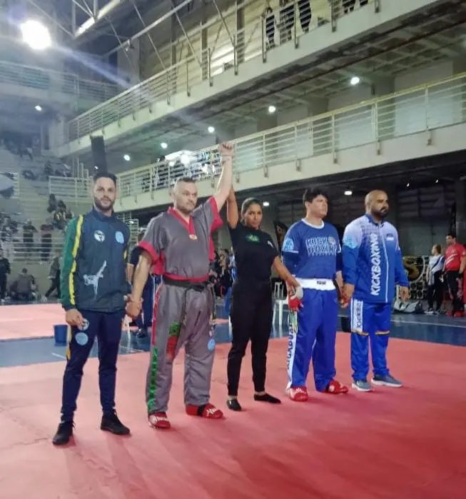 Brusquense &eacute; tricampe&atilde;o brasileiro de kickboxing
