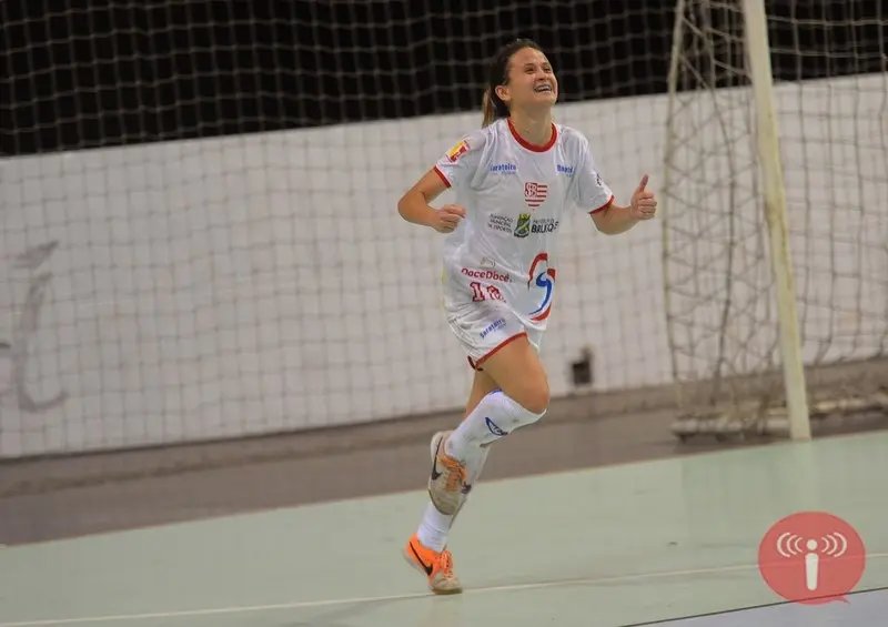 Atleta do Barateiro Futsal é indicada a Melhor do Mundo