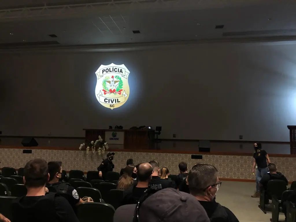 Pol&iacute;cia civil indicia 27 pessoas por organiza&ccedil;&atilde;o criminosa