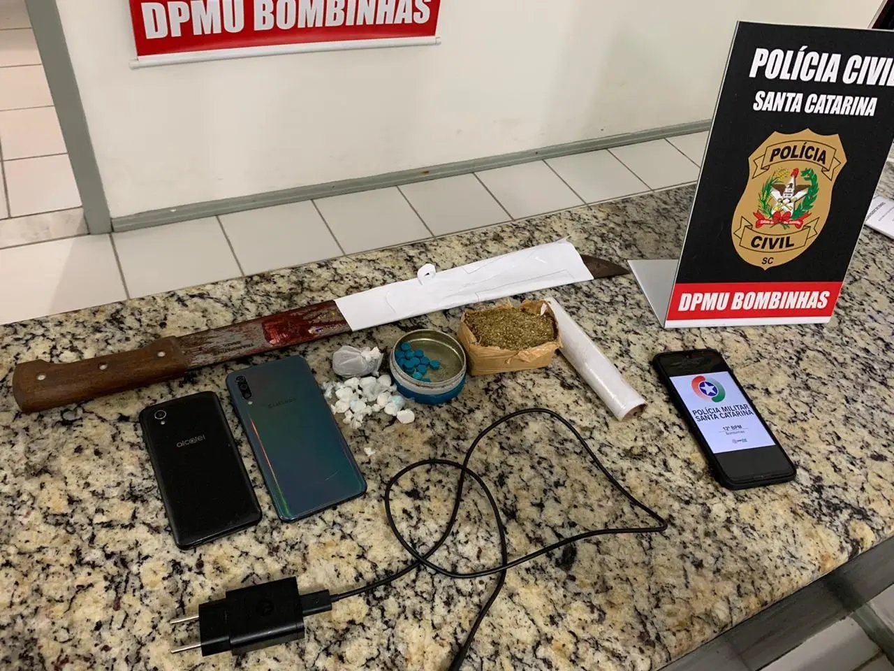 Homem &eacute; preso por homic&iacute;dio