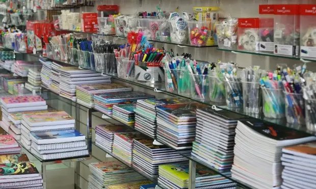 Procon/SC constata diferen&ccedil;a de at&eacute; 699% no pre&ccedil;o do material escolar 
