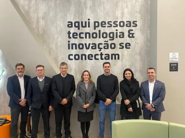 Governo de SC apresenta projetos estaduais &agrave; diretoria da GM da Am&eacute;rica do Sul