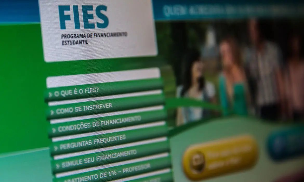 Fies prorroga prazo de renegocia&ccedil;&atilde;o de financiamento at&eacute; 31 de janeiro