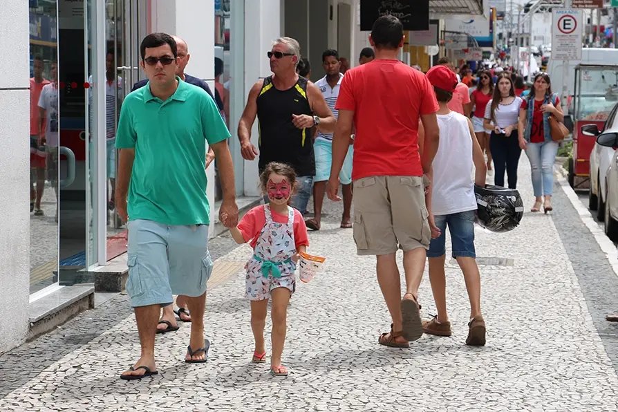 CDL orienta consumidores quando ao uso do FGTS 