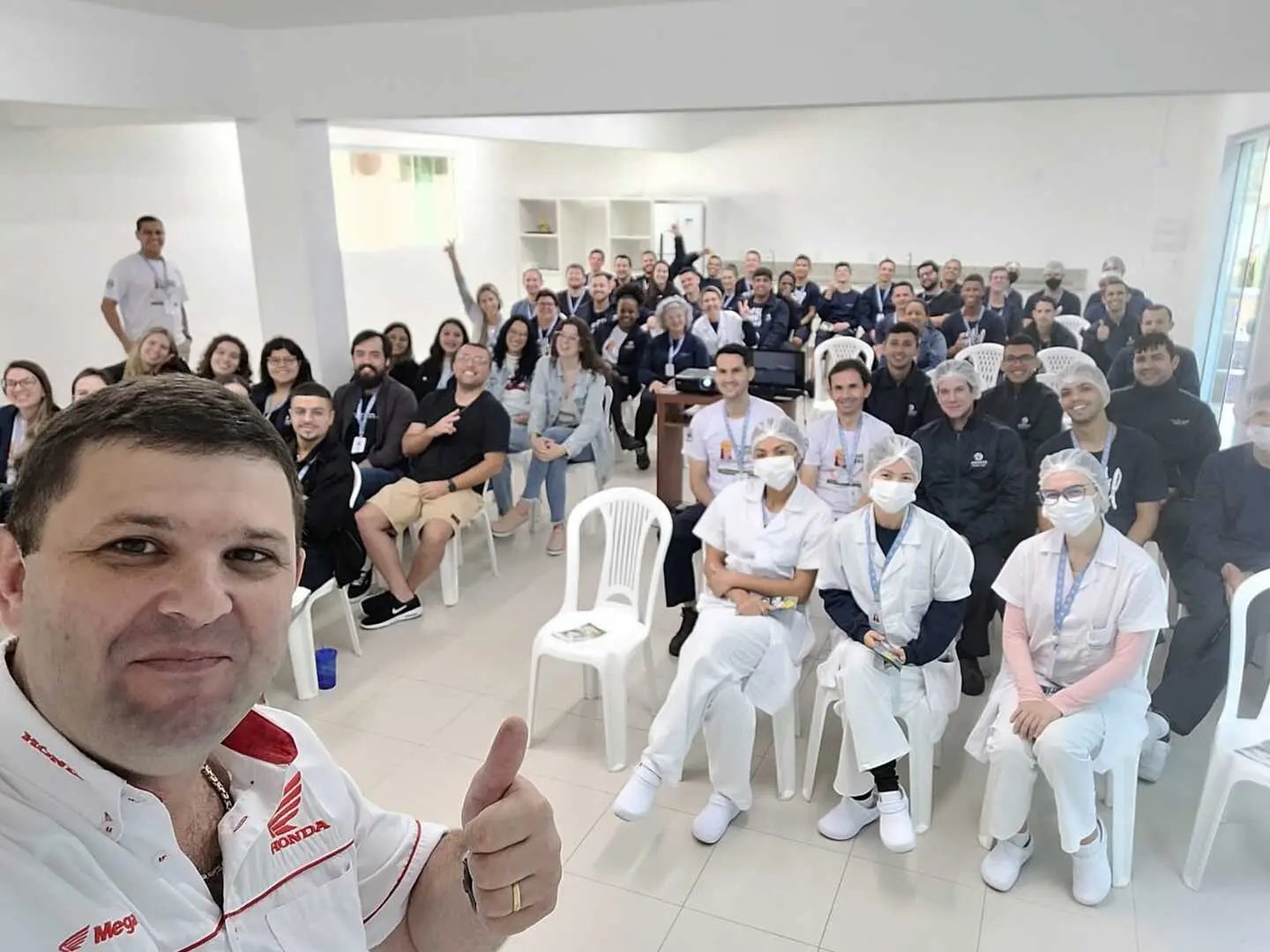 Mega Motos encerra &ldquo;Maio Amarelo&rdquo; com palestras e a&ccedil;&otilde;es de preven&ccedil;&atilde;o de tr&acirc;nsito