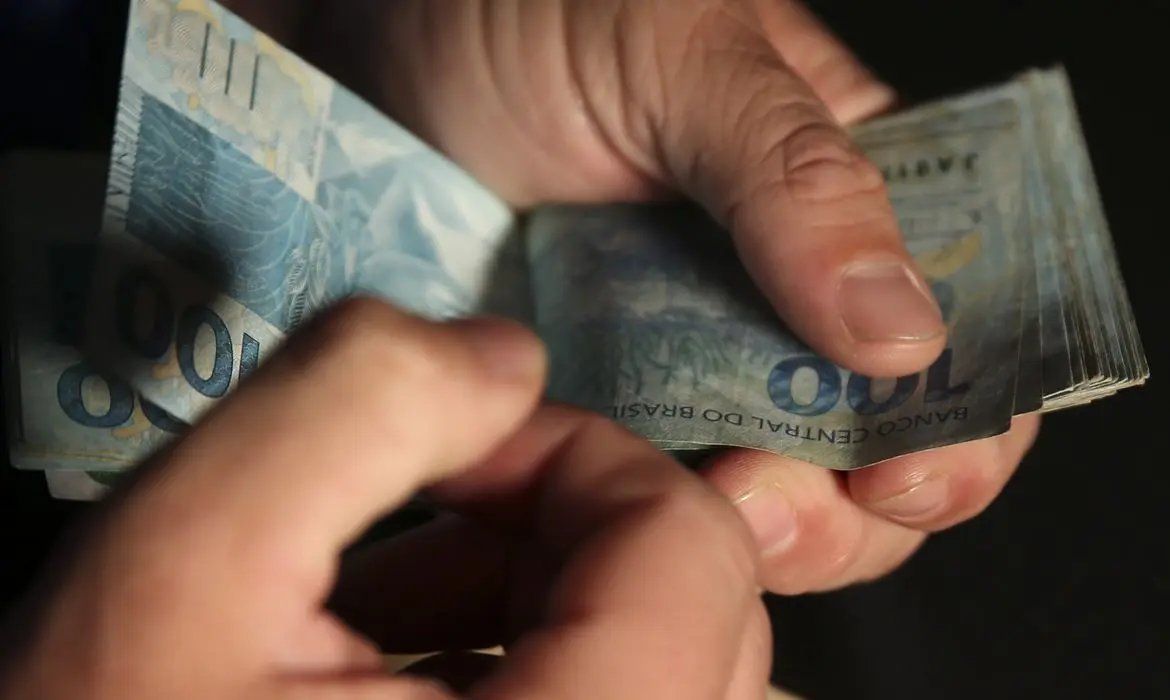 Economia Caixa paga Aux&iacute;lio Brasil a benefici&aacute;rios com NIS final zero