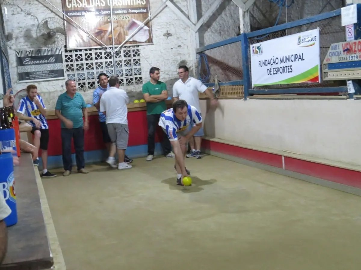  Cancha Venzon e Guarani empatam na abertura do Municipal de Bocha