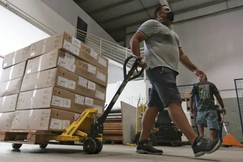 SC recebe 100 respiradores do Minist&eacute;rio da Sa&uacute;de
