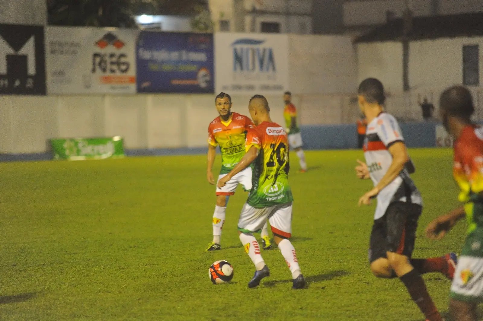 Brusque empata sem gols e fecha turno na 3ª colocação