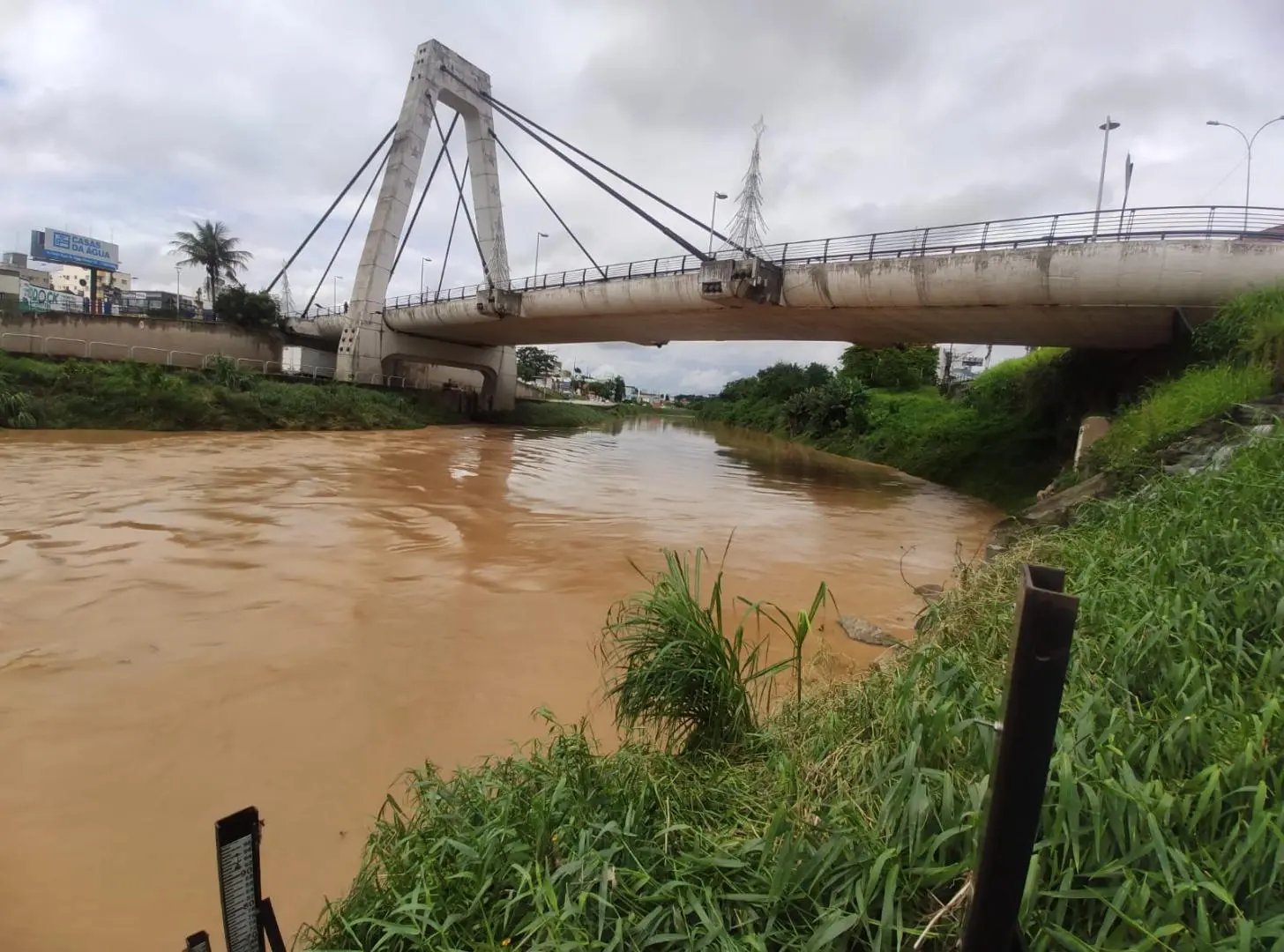 Rio Itaja&iacute;-Mirim estabiliza