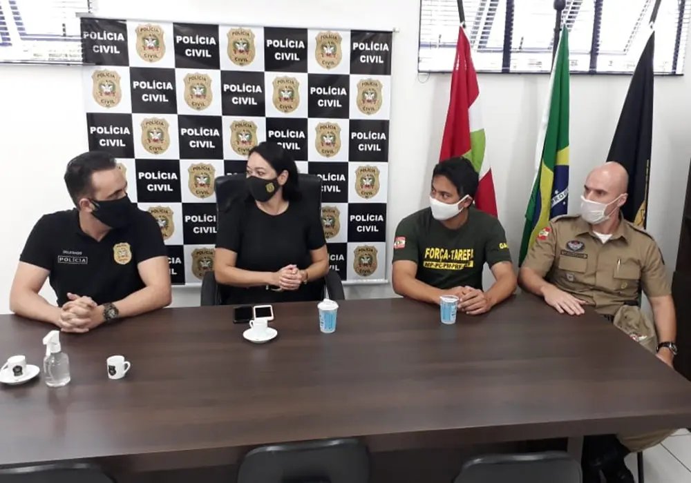 M&eacute;dicos s&atilde;o suspeitos de fraude em Joinville