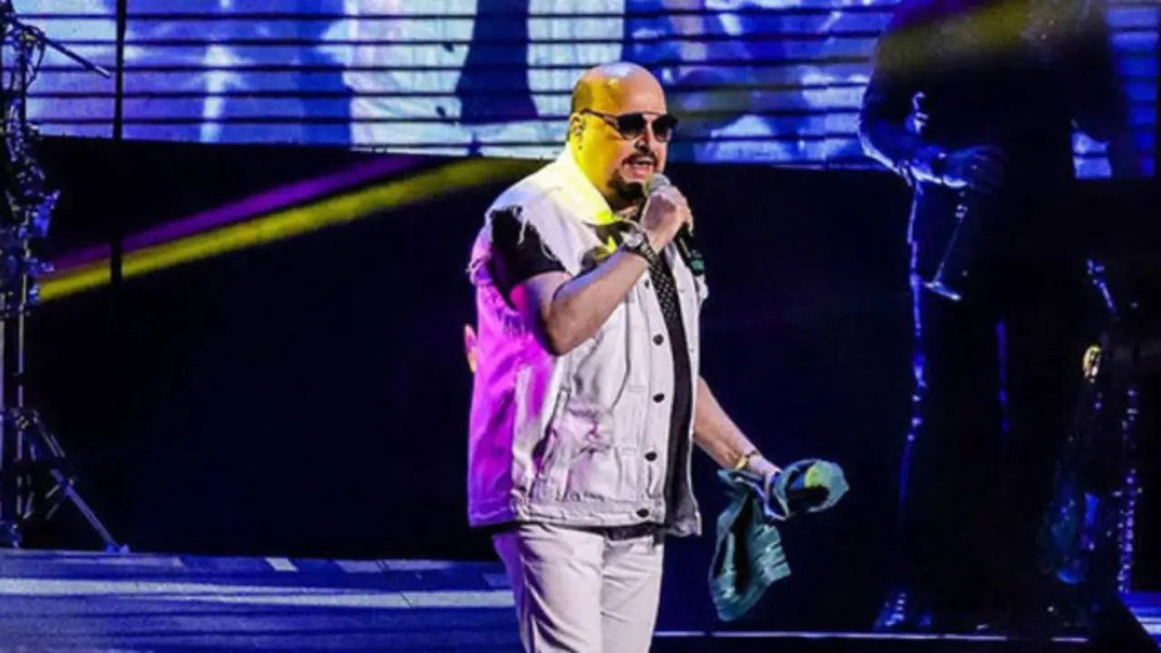 Paulinho, vocalista do Roupa Nova, morre ap&oacute;s contrair Covid-19