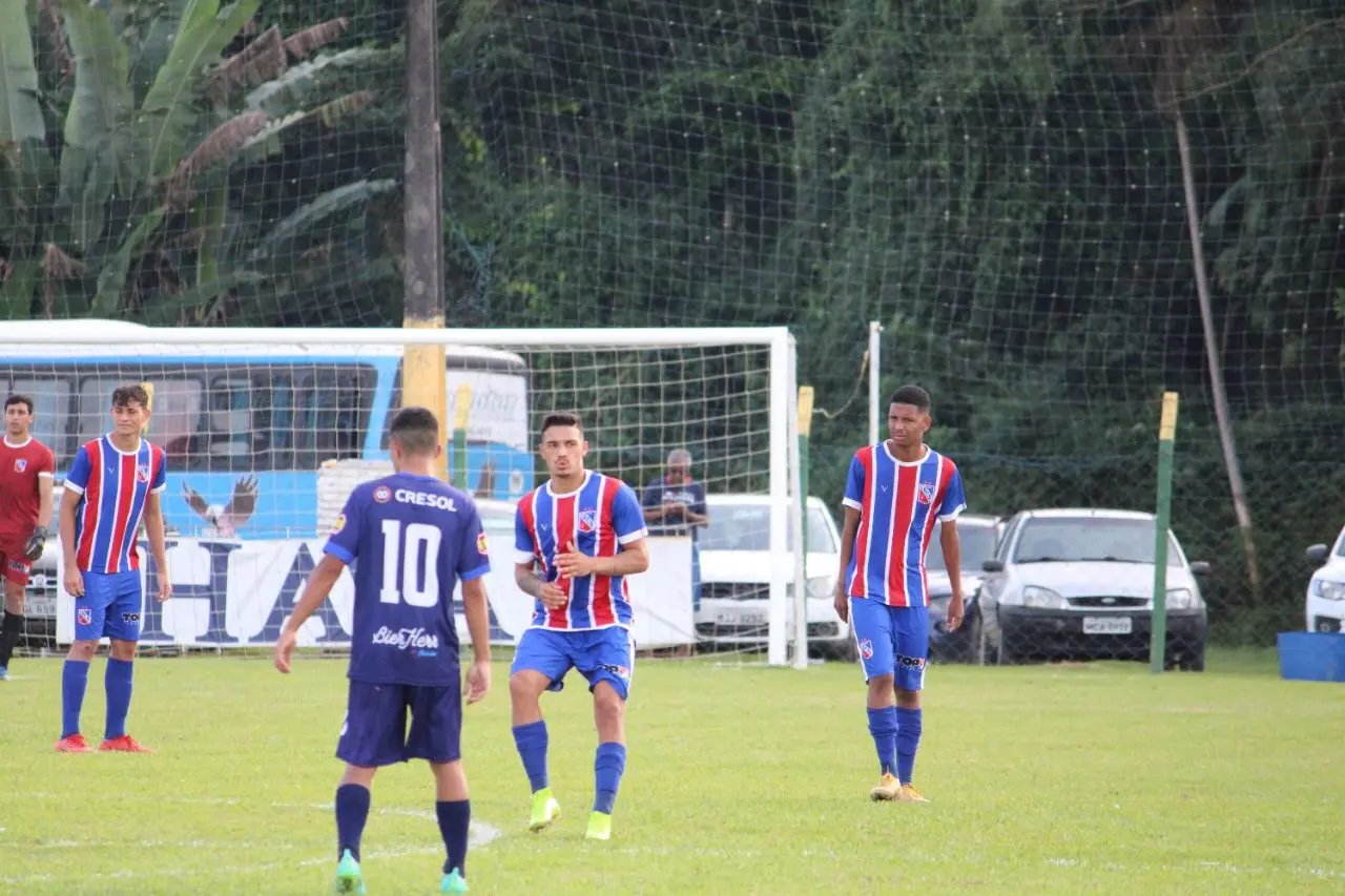  Carlos Renaux goleia o Porto por 4 a 0 na Copinha