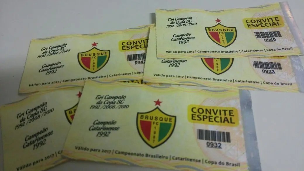 Diretoria define preço de ingressos para jogo contra o Corinthians