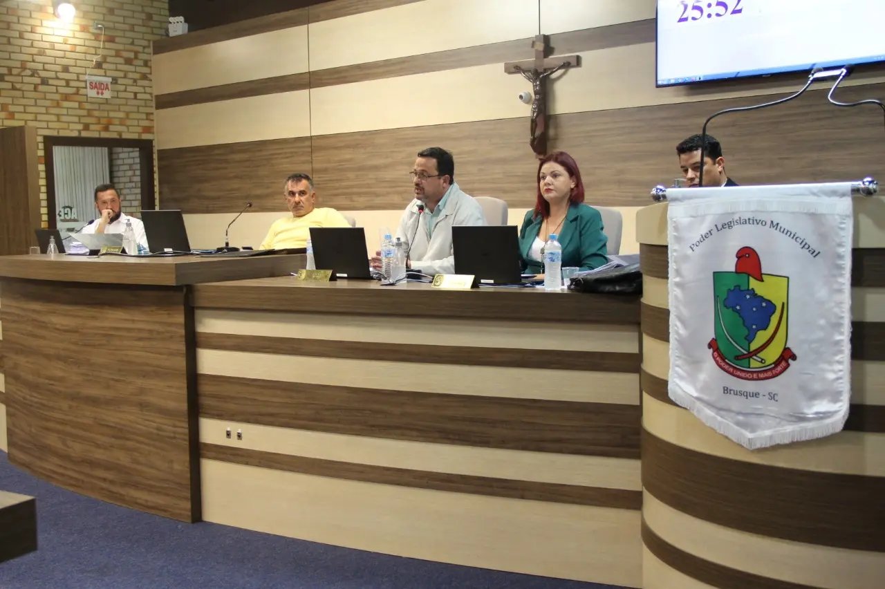 Presidente do Samae fala na C&acirc;mara sobre den&uacute;ncias e gest&atilde;o 