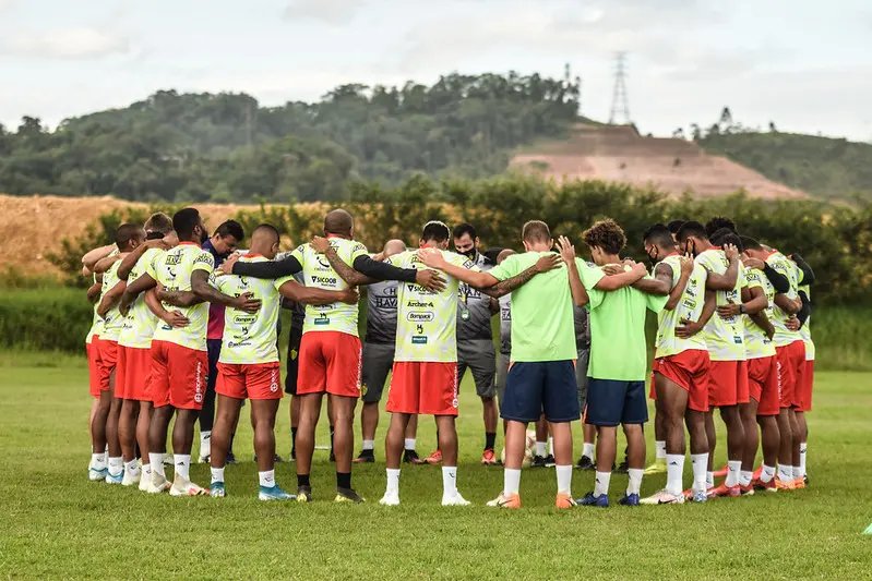 Clube atualiza situa&ccedil;&otilde;es dos atletas lesionados