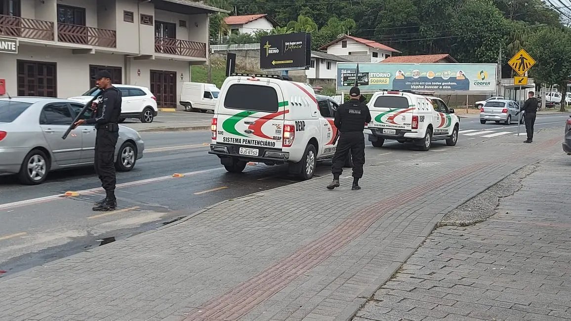 Tentativa de fuga em pres&iacute;dio de Blumenau, deixa uma pessoa morta  