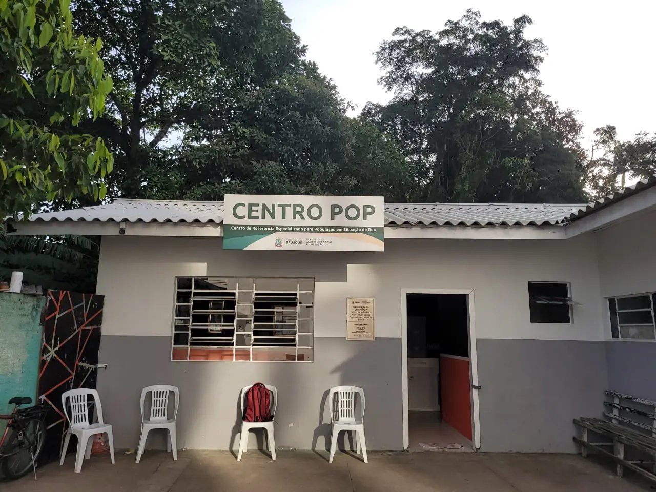 Centro POP recebe equipamentos novos para higiene e limpeza
