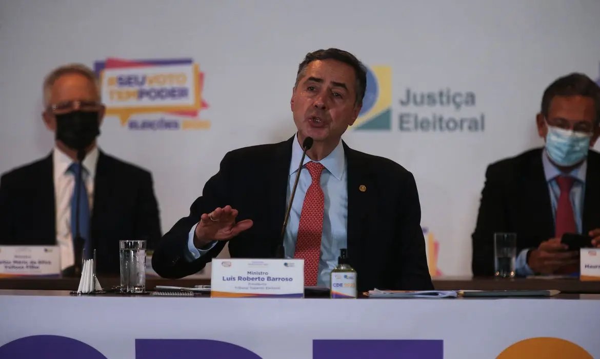 Absten&ccedil;&atilde;o de eleitores foi maior do que o esperado, diz TSE