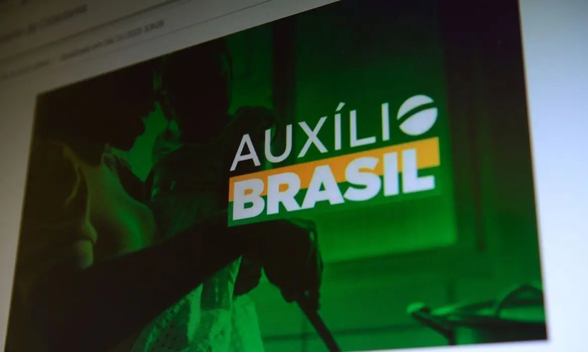 Caixa paga Aux&iacute;lio Brasil a benefici&aacute;rios com NIS final 3