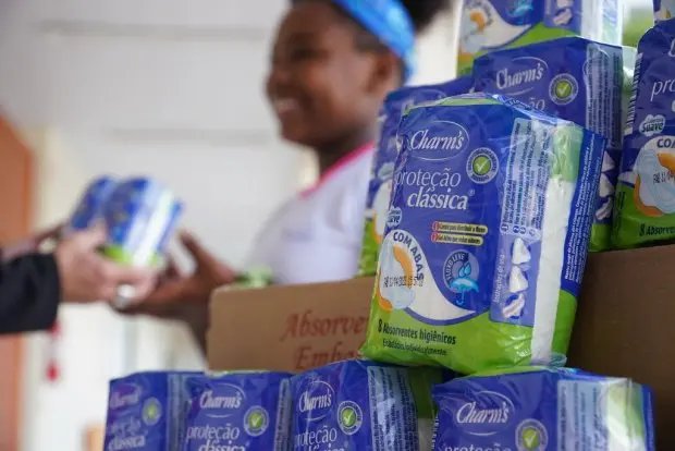 Distribui&ccedil;&atilde;o de absorventes para 64 mil estudantes da rede estadual inicia nesta segunda