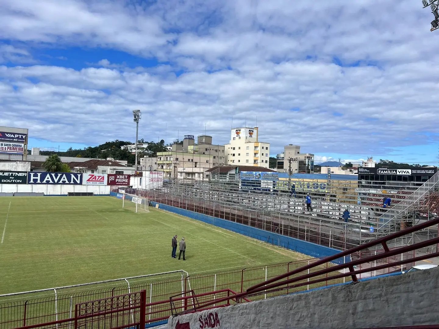 (V&iacute;deo) Obras da arquibancada m&oacute;vel avan&ccedil;am no Augusto Bauer