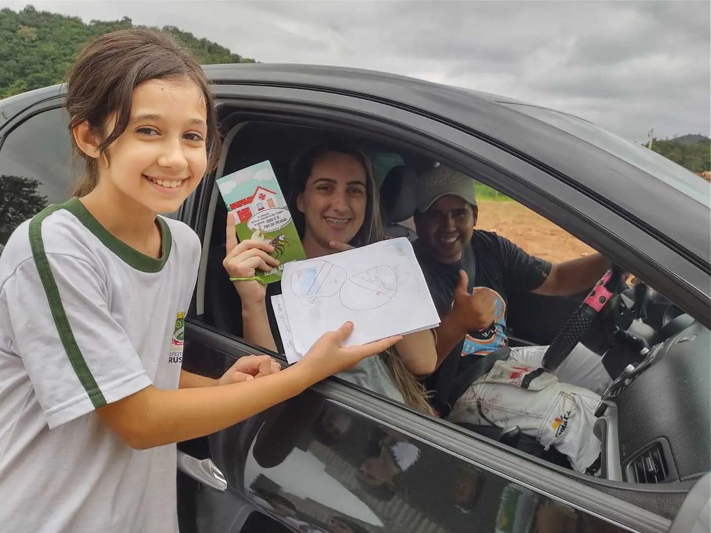A&ccedil;&atilde;o educativa de estudantes alerta sobre cuidados com a dengue