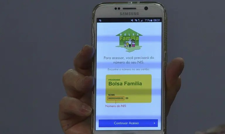 Benefici&aacute;rios do Bolsa Fam&iacute;lia come&ccedil;am a receber mais uma parcela de aux&iacute;lio