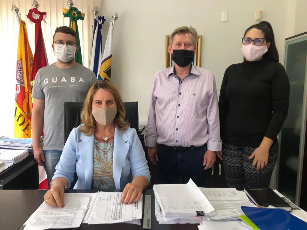Rosita Kohler assume a prefeitura de Guabiruba
