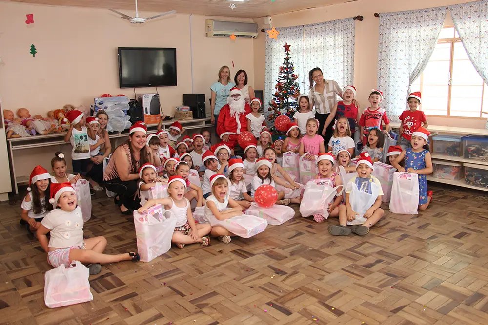 Natal Solidário da OAB Brusque contempla 50 crianças do CEI Tia Lisa