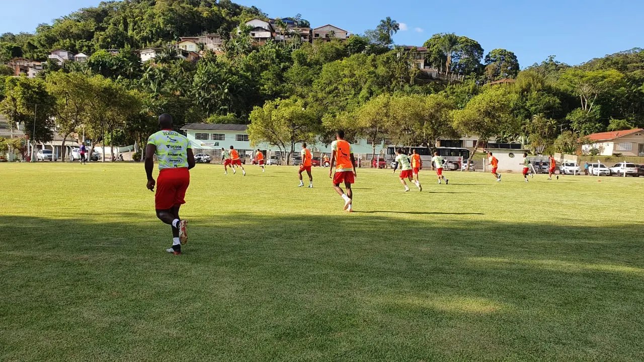 Treino t&aacute;tico marca sexta-feira do Quadricolor