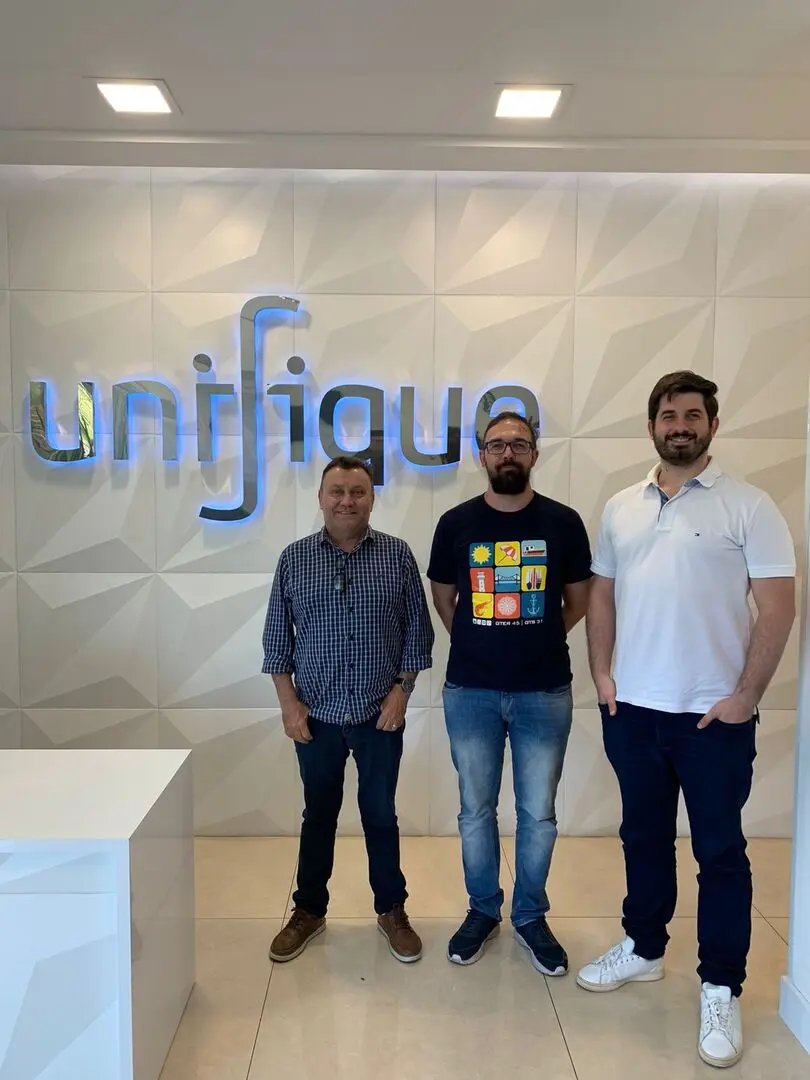 Representantes de Brusque visitam empresa vencedora do leil&atilde;o 5G