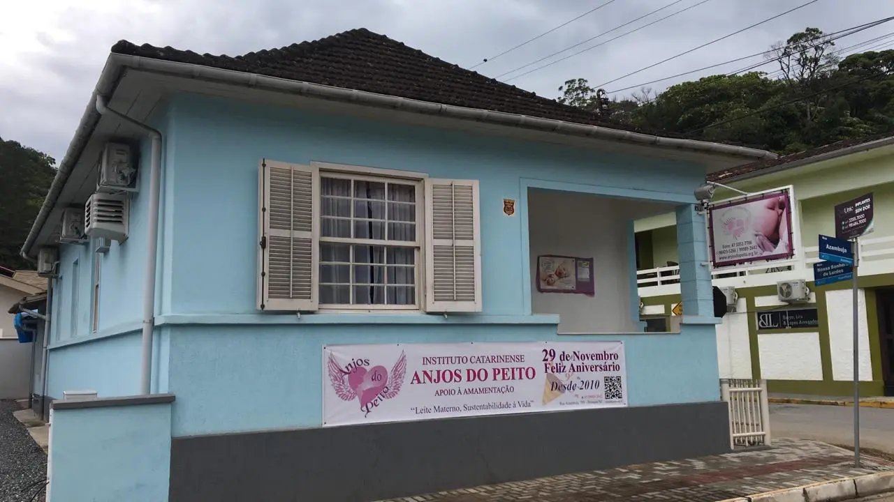 Anjos do Peito incentiva aleitamento materno para preven&ccedil;&atilde;o ao c&acirc;ncer de mama 