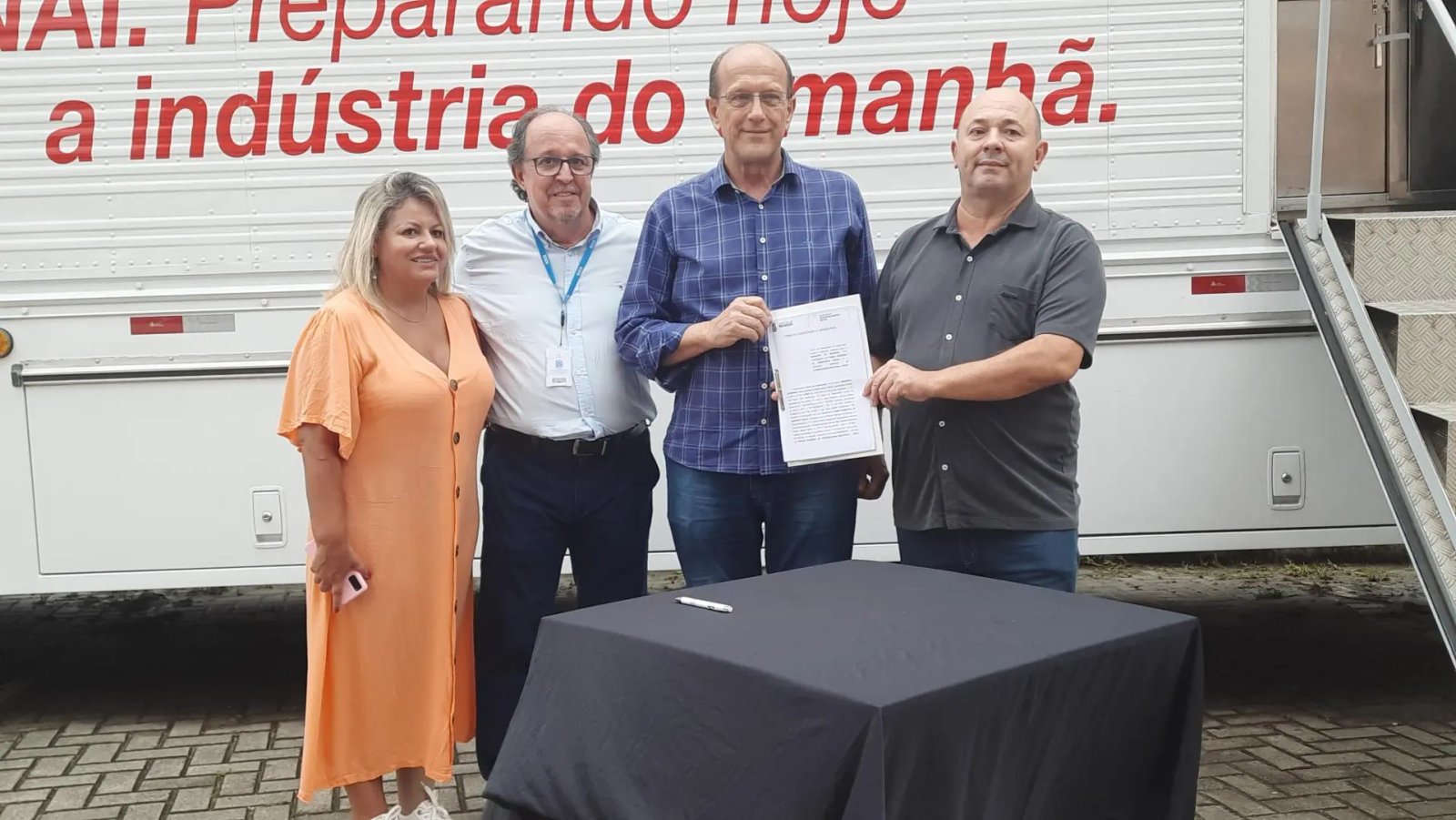 (V&iacute;deo) Conv&ecirc;nio entre Prefeitura e Senai &eacute; assinado e inscri&ccedil;&otilde;es come&ccedil;am nesta ter&ccedil;a
