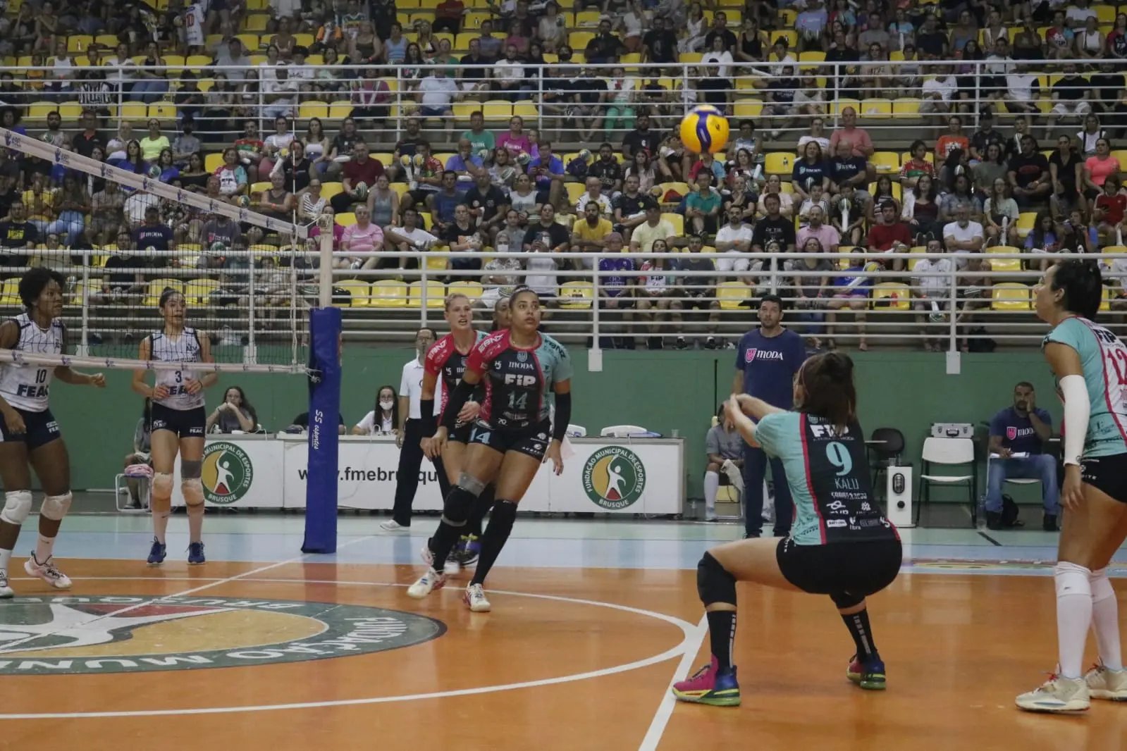 Com Dona Ruth homenageada, Moda Brusque vence o Franca